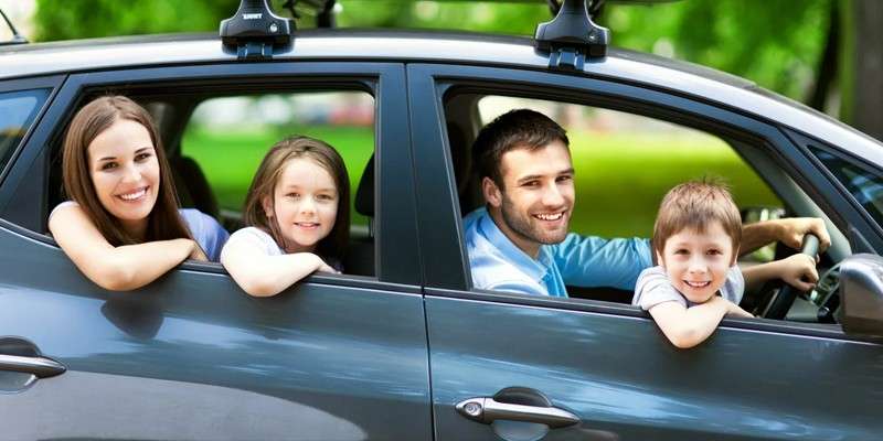 avtomobili-s-pljusom-na-kuzove-osobennosti-preimushhestva-i-uhod