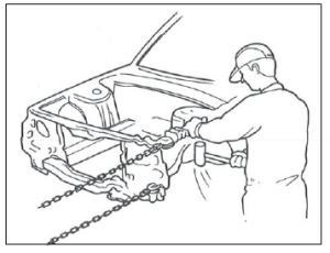 chem-vyprjamljajut-kuzov-avtomobilja