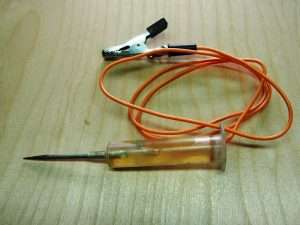 dopolnitelnaja-jelektronika-dlja-avtomobilja-svoimi-rukami