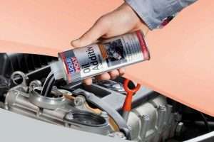 kak-pravilno-pochistit-dvigatel-avtomobilja-vnutri