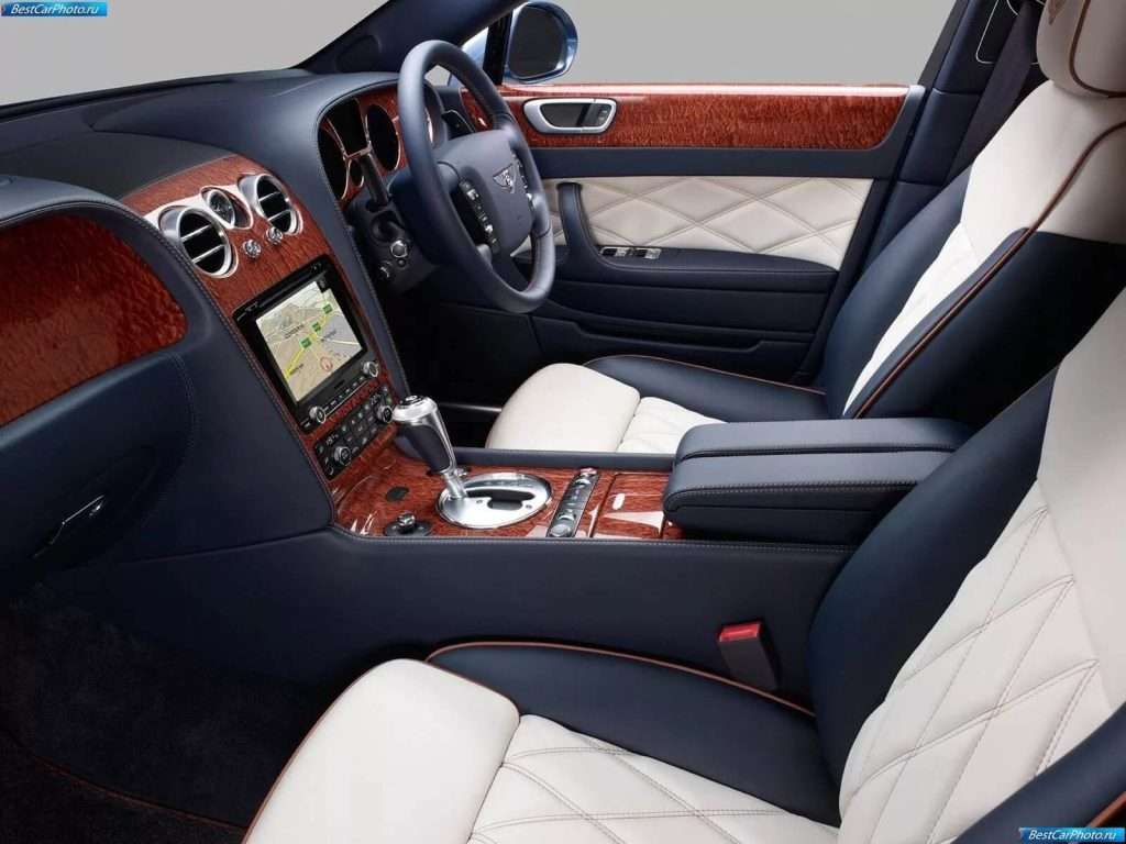 kak-vybrat-material-dlja-obklejki-salona-avtomobilja