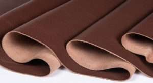 viniliskozha-dlja-salona-avtomobilja-preimushhestva-nedostatki-i-osobennosti-vybora